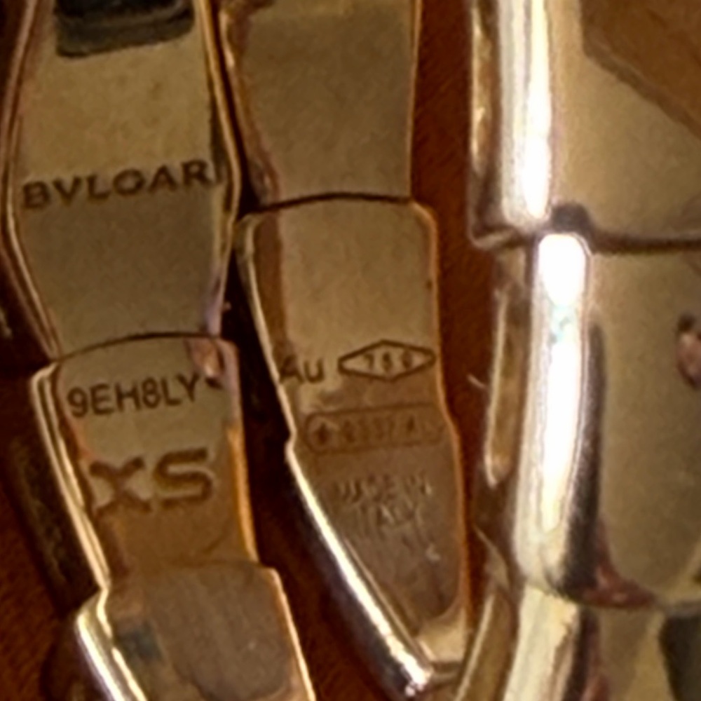 Bvlgari Serpenti Viper18k Yellow Gold Wrap Ring
USsize of approximately3.5to4.25 - Picture 10 of 16